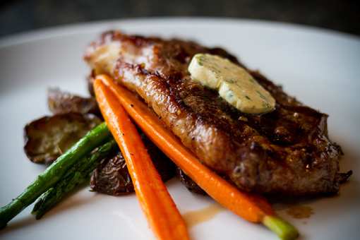 The 9 Best Steakhouses in Minnesota!